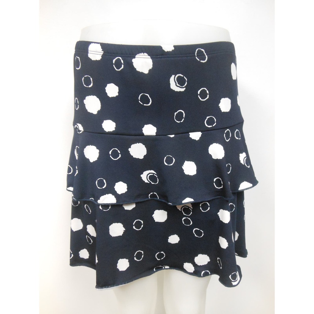 NWT Wrinkle-free Ruffle Skort Navy with Polka Dots. Size S